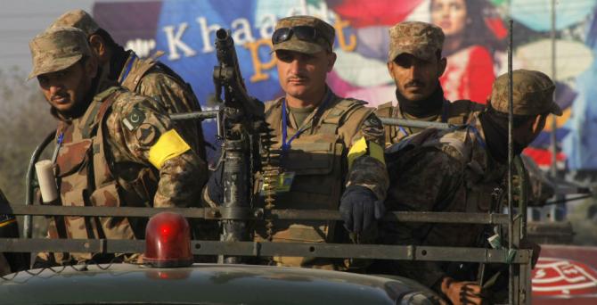 pakistan-vojska-patrola-ap-promo.jpg