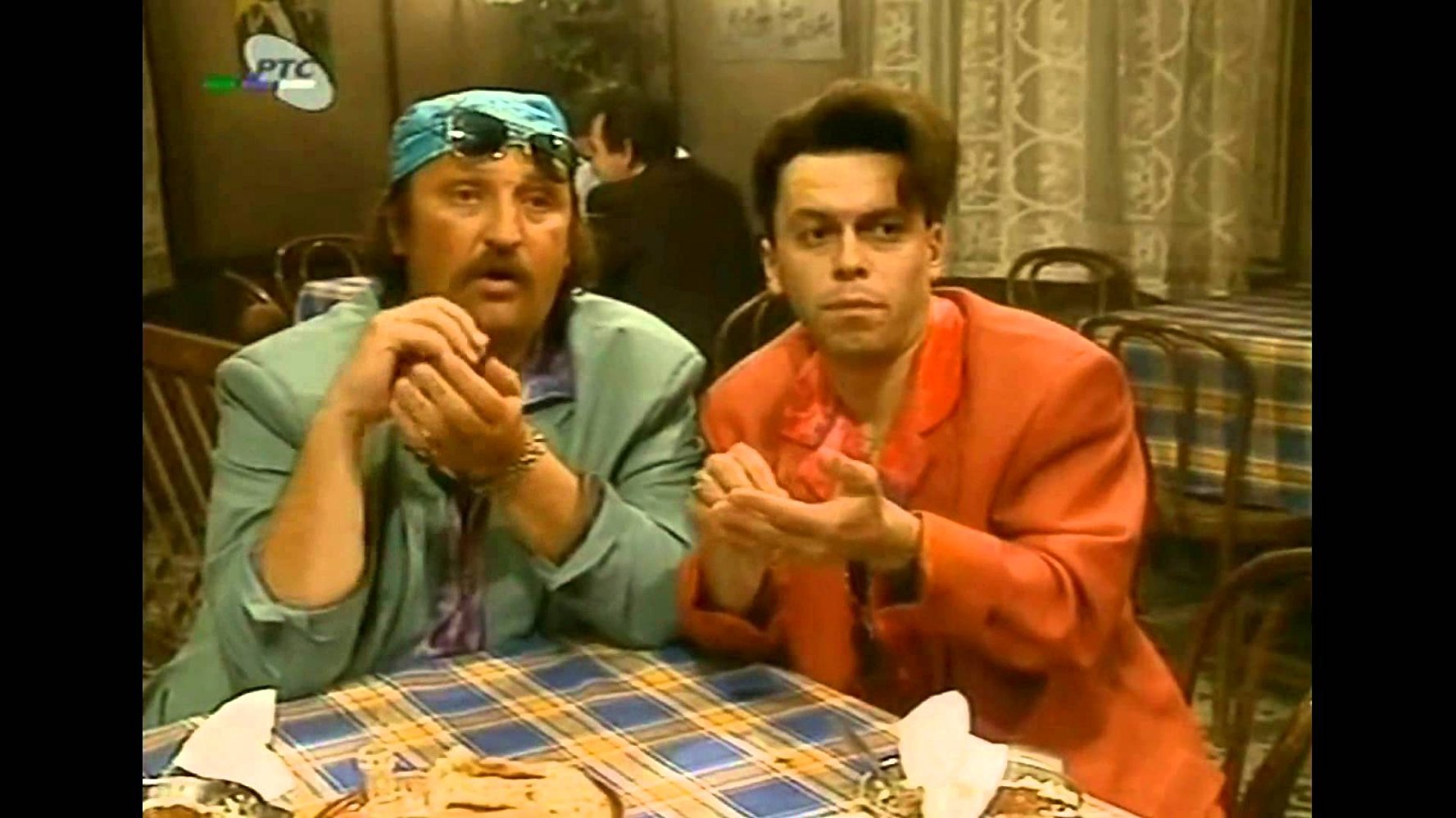 MV5BZDgyMDJjMjctNWJkMS00NTkzLWJkMjYtYjIy