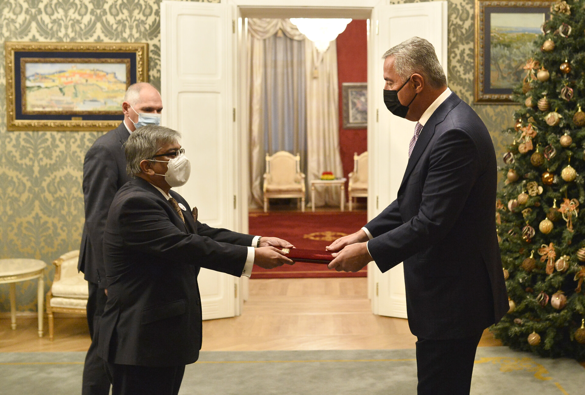 Đukanović sa ambasadorom Bangladeša