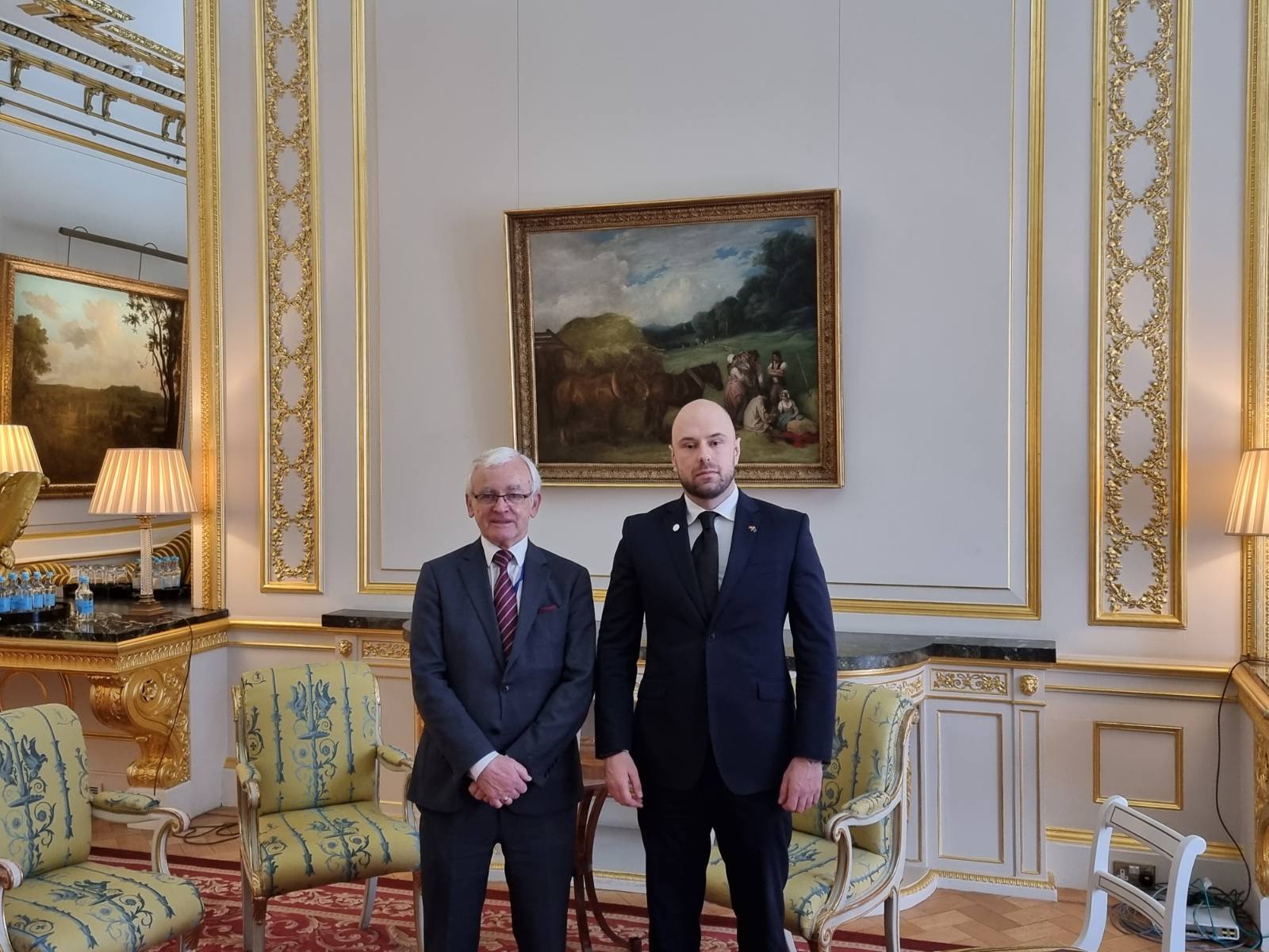 Radulović i Vikers