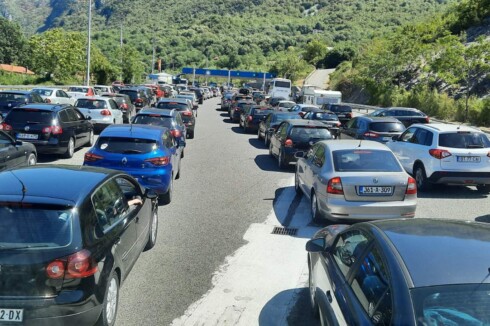 Auto put ka Podgorici