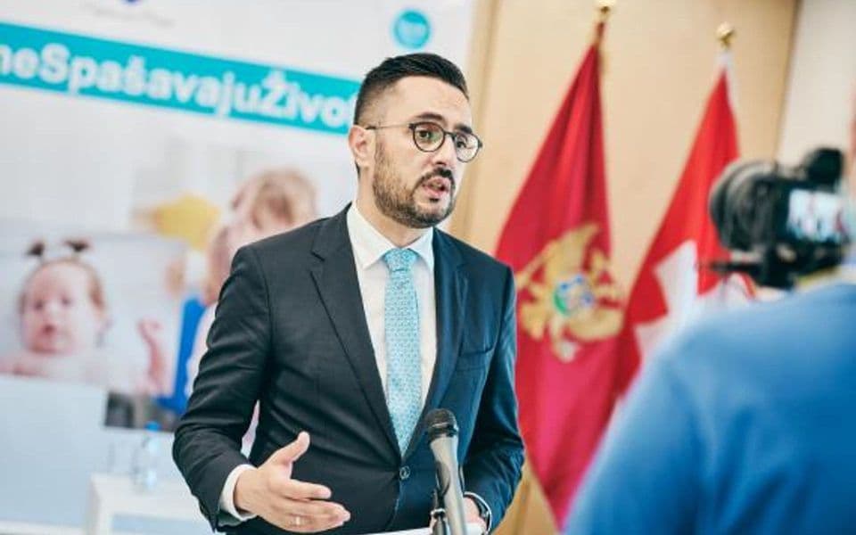 Begić: Sve više roditelja odlaže revakcinaciju