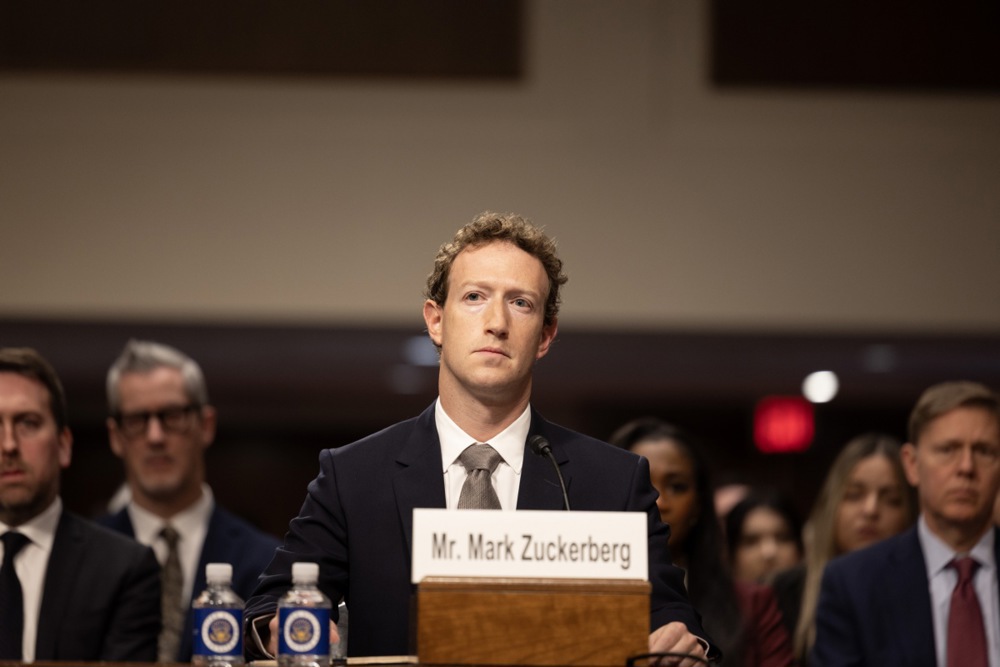 Zuckerberg za par sati zaradio 29 milijardi dolara
