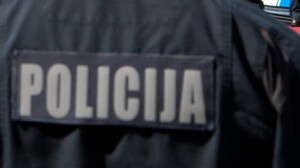 Policija