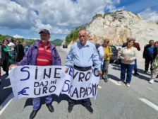 Foto: RTV Cetinje/Kruševo ždrijelo/radnici IMO “Košuta”