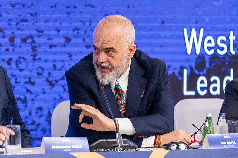 Rama planira da ukine plaćanje kešom: Koliko je to realno?