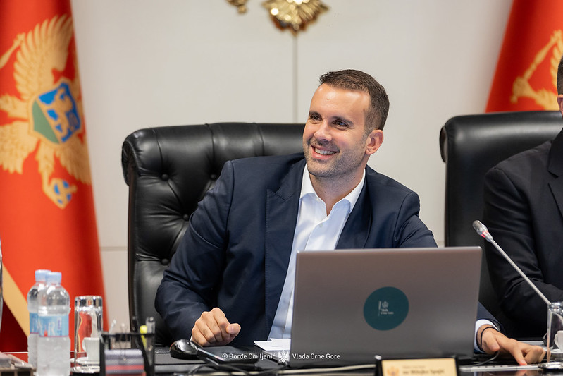 Spaji Od Svih Radosti Najve a Ta to Sam Otac Jedne Djevoj ice CdM spaji-od-svih-radosti-najve-a-ta-to-sam-otac-jedne-djevoj-ice-cdm