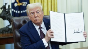 Donald Tramp; foto: EPA-EFE/YURI GRIPAS / POOL