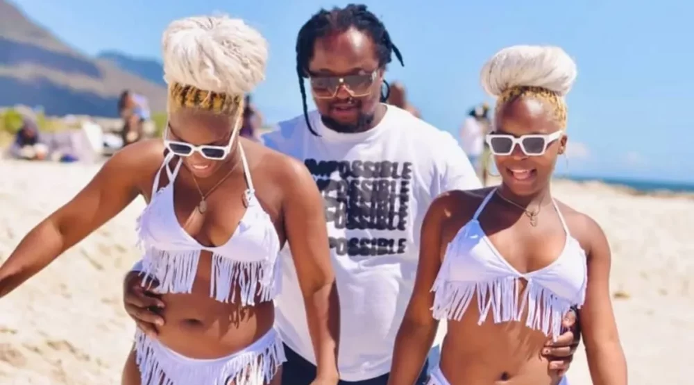 Bliznakinje Pedija i Petunija u vezi su sa Tembeom već dvije godine, a njihova ljubavna priča počela je na ljetovanju.