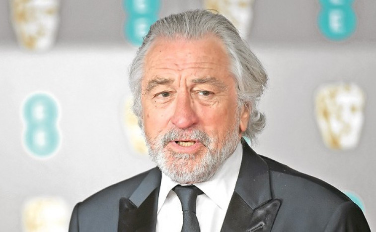 De Niro tražio pravi metak na snimanju “Lovca na jelene”