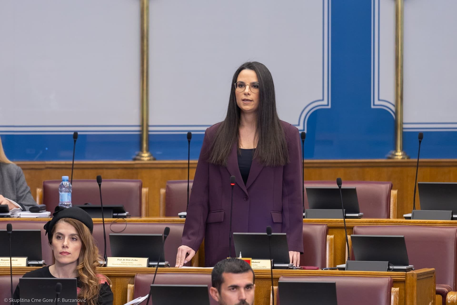 Popović: Boris Bogdanović da potpiše saopštenje i da prestane da se krije iza poslanica