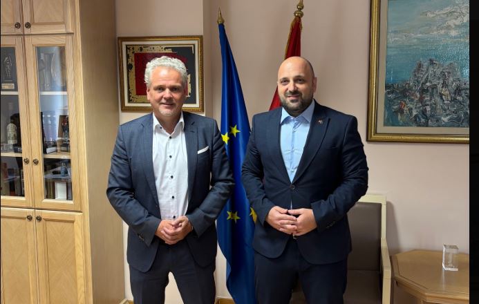 Satler i Božović