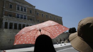 Foto: EPA/YANNIS KOLESIDIS
