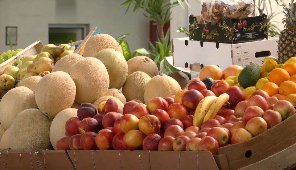 Zbog neradnih dana propale velike količine sezonskog voća