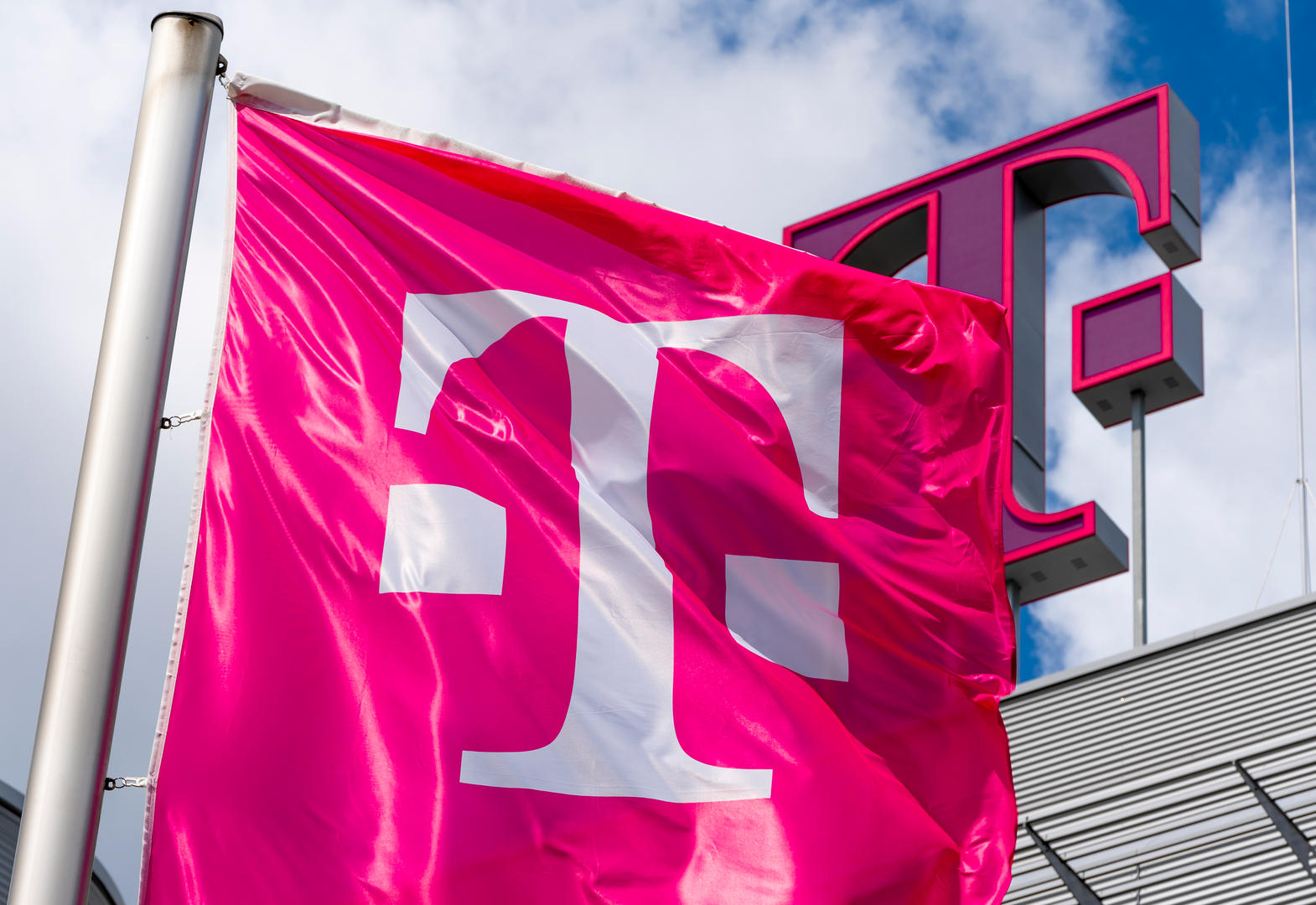 Riješeni problemi: Servisi Crnogorskog Telekoma u funkciji