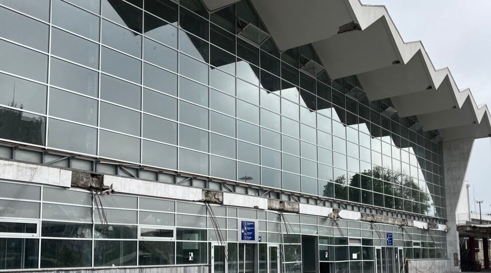 Deset mjeseci od pogibije 16 ljudi u Novom Sadu: Održani komemorativni skupovi u više gradova Srbije