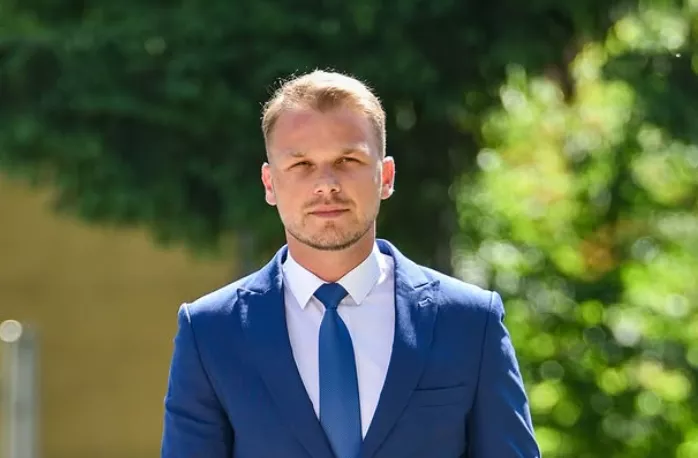 Stanivuković ponovo zadržan na granici Hrvatske, pretres uz pse tragače trajao duže od jednog sata