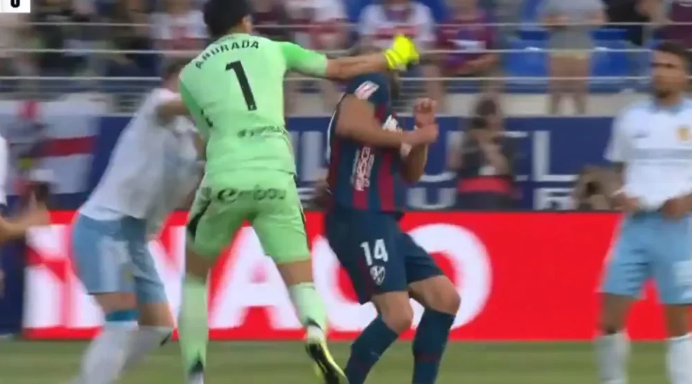 Skandal u Španiji: Golman nokautirao rivala