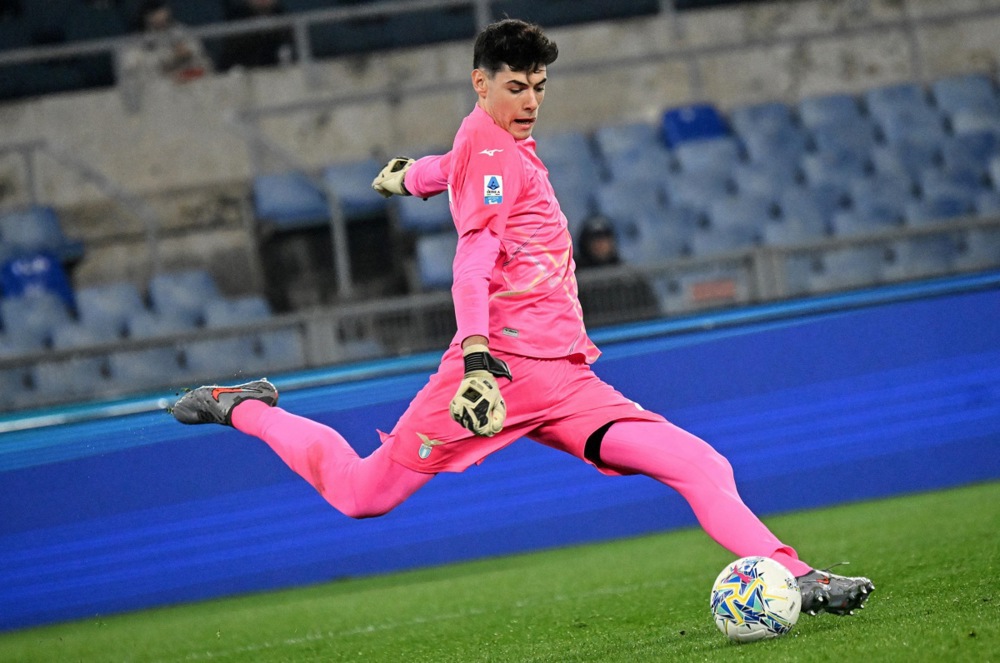 Odbranio četiri penala i odveo Lacio u finale, asistencija Krstovića