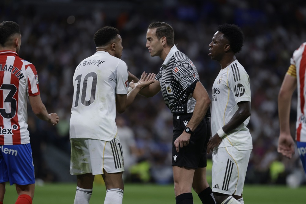 Novi kiks Reala, Barsi se smiješi titula