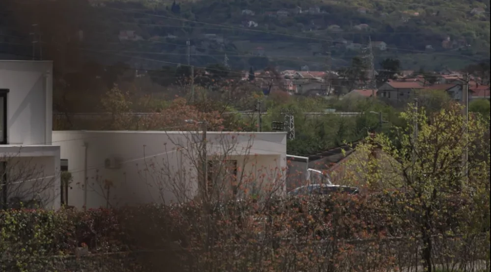 Mještani Rogama: Obilaznica Smokovac–Tološi–Farmaci nas direktno ugrožava, predviđeno rušenje čak 35 kuća