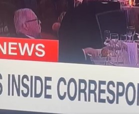 VIDEO Dopisnik Bijele kuće mirno završavao večeru usred pucnjave