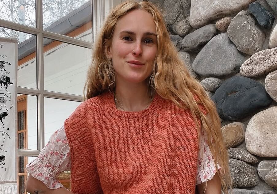 Kćerka Vilisa i Mura snimkom dojenja odgovorila na kritike, ne želi da je osuđuju