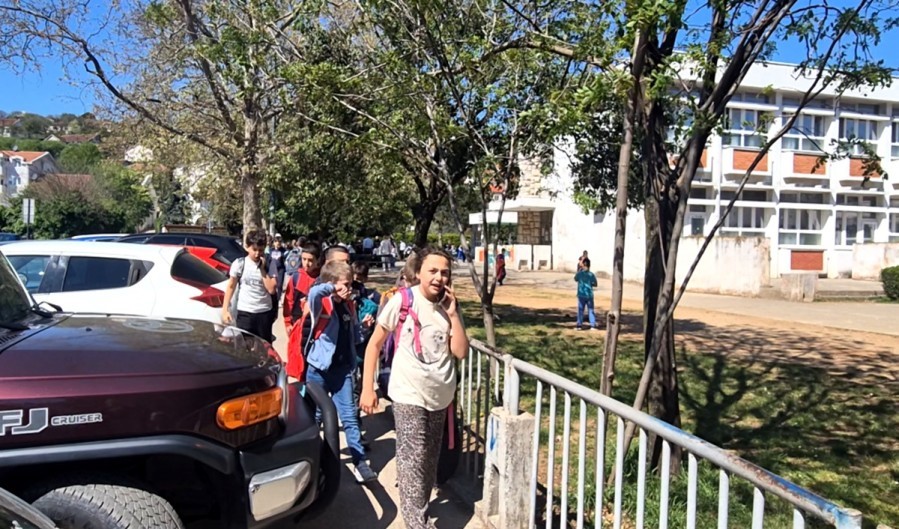 Dojave o bombama u OŠ Sutjeska i Gimnaziji Slobodan Škerović bile lažne