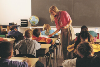 Kao najprisutnija pojava izdvaja se privilegovanje pojedinih učenika pri ocjenjivanju