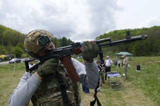 Foto: EPA/IGOR TKACHENKO