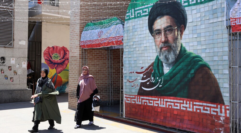 Foto: EPA/ABEDIN TAHERKENAREH