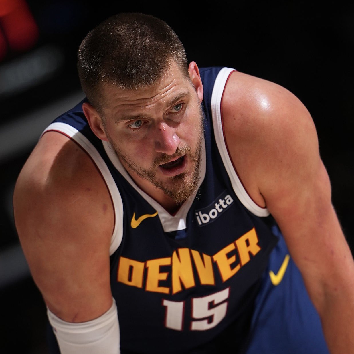 Razočaravajći kraj sezone za Jokića i Denver, Minesota ide u polufinale