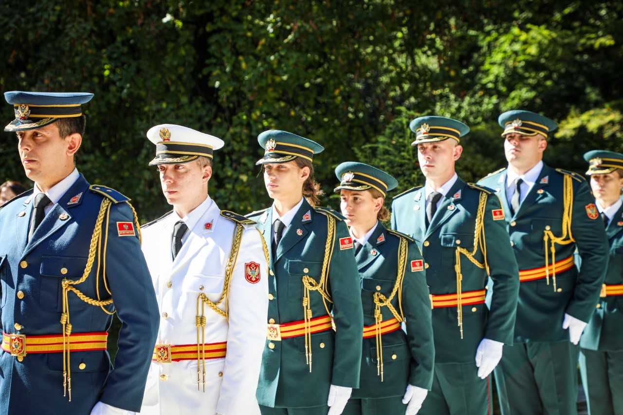 Ministarstvo odbrane raspisalo javne oglase za obrazovanje na vojnim akademijama u Grčkoj i Sjevernij Makedoniji