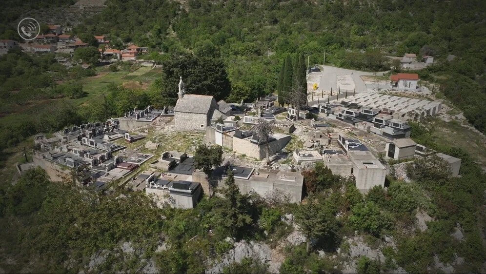 Dalmacija: Na tuđoj zemlji izgradio mrtvačnicu i grobnice koje je naplaćivao 10.000 eura