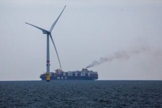 Foto: EPA/OLIVIER HOSLET