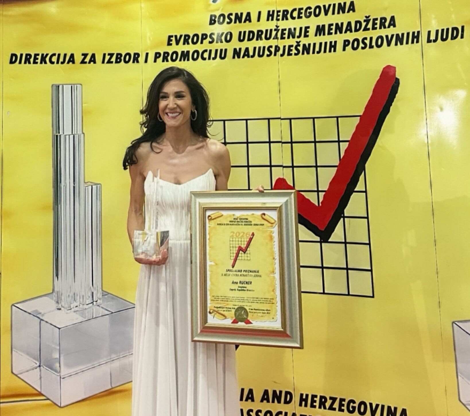 Ana Rucner niže uspjehe i osvaja prestižno priznanje: Nastavljamo dalje, s ljubavlju