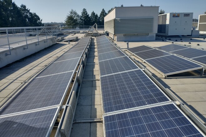 Solarni paneli (Foto: Arhova CdM)