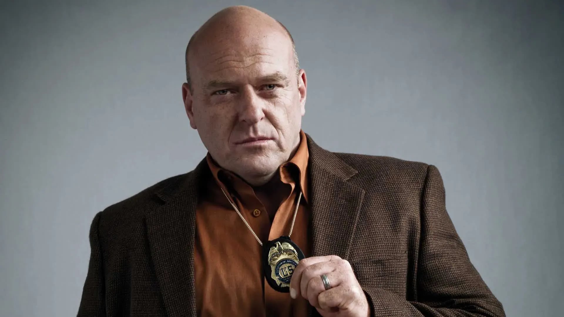 Zvijezda serije “Breaking Bad” otkriva neispričane priče: Dolazi knjiga o kultnoj seriji