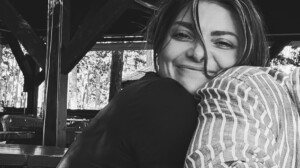 Ella Dvornik sa novim partnerom