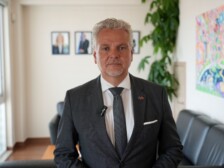 Johan Satler, Evropska kuća